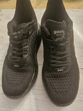 G-defy Support Sneakers